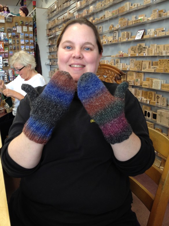 Sarah can Knit Mittens! Goal #1 Achieved!